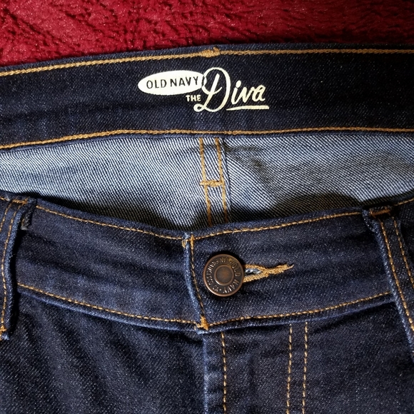 NEW W/O Tags Dark Wash Old Navy The Diva Classic Slimming JEANS Chic Sz 8 Short - Picture 2 of 8
